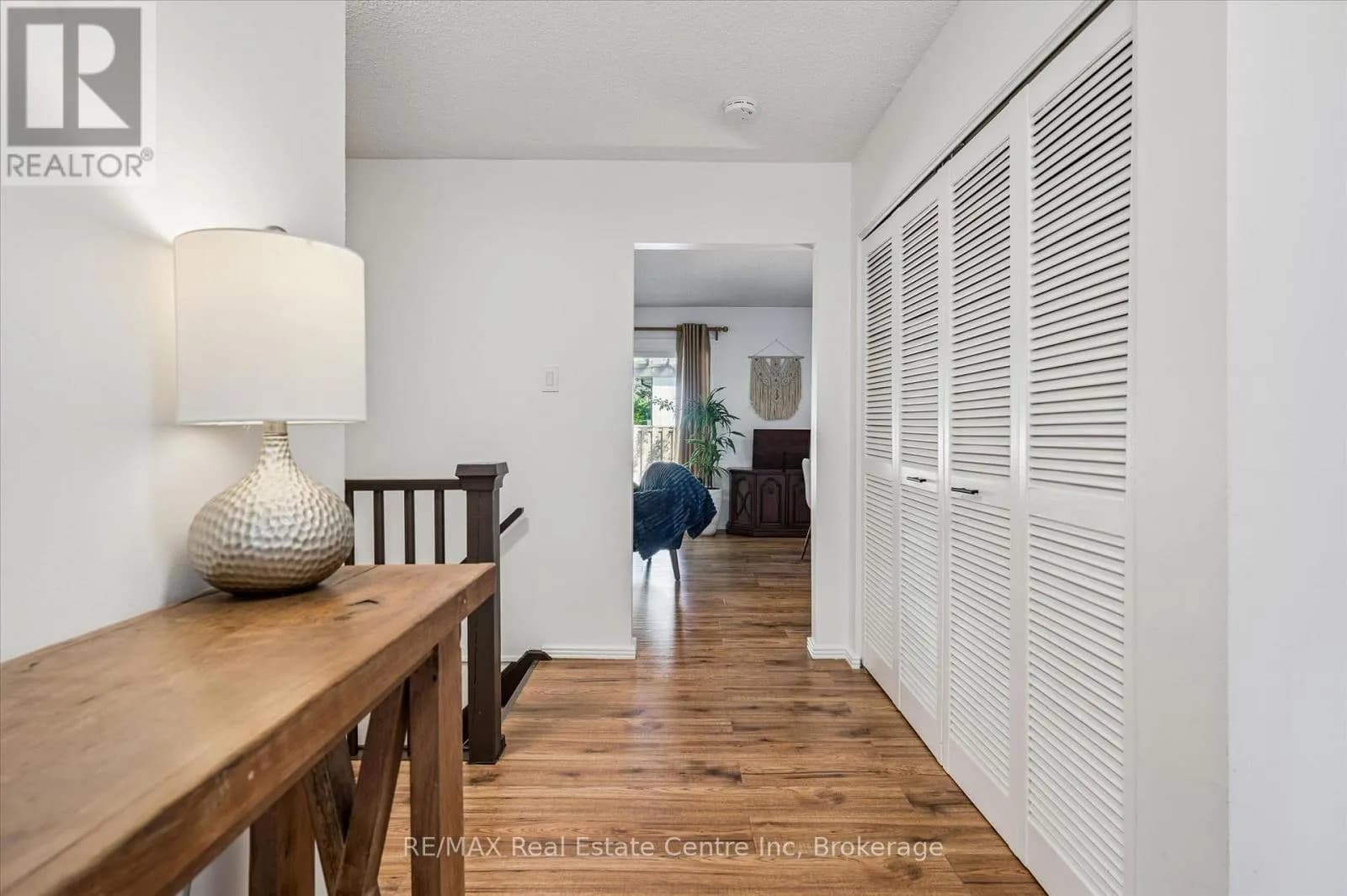 289 GARAFRAXA STREET E — photo 5 of 39