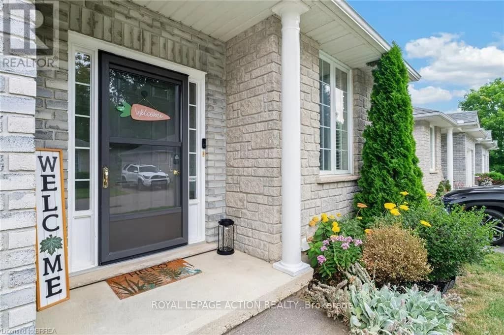 11 - 219 SHELLARD LANE — photo 4 of 40