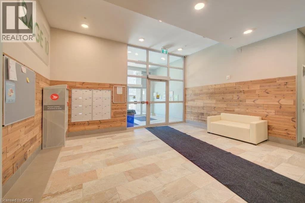 257 HEMLOCK Street Unit# 401 — photo 4 of 27