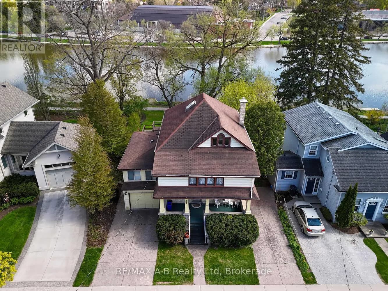 235 WILLIAM STREET — photo 3 of 30