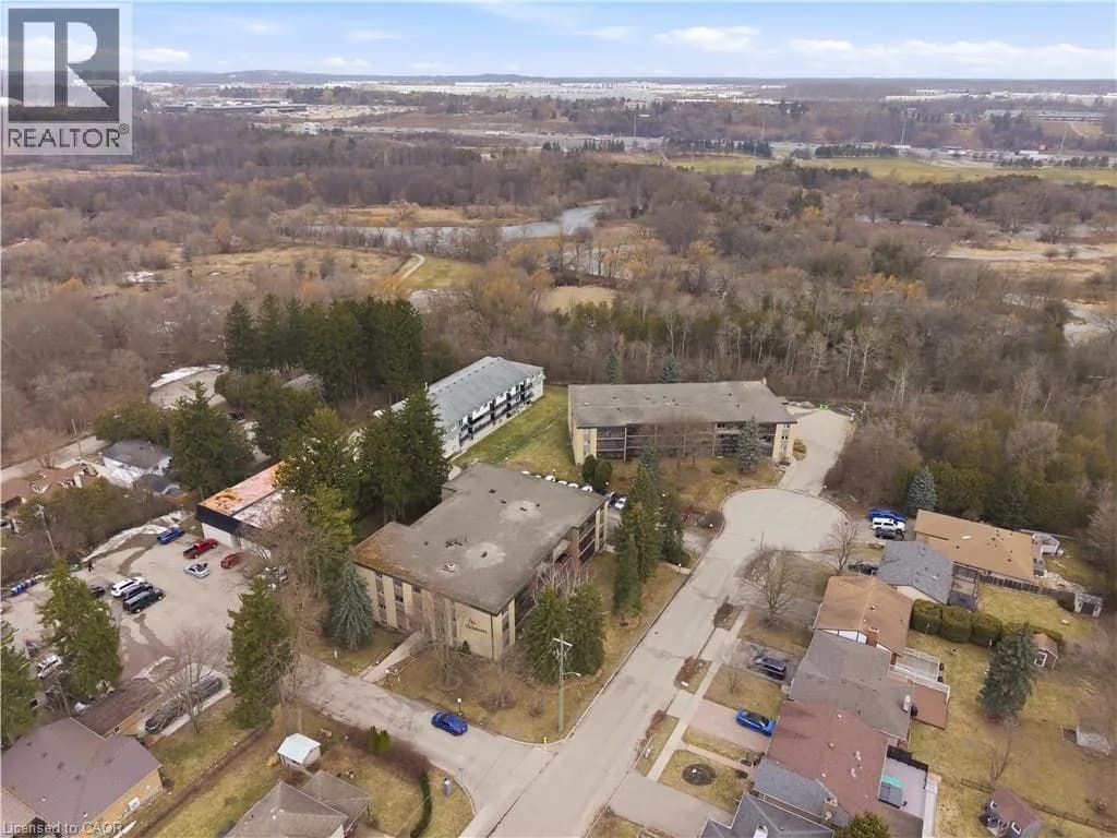 944 CALEDONIAN View Unit# 206 — photo 4 of 20