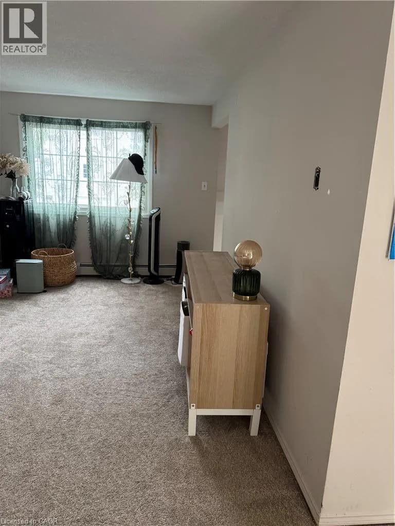 639 ALBERT Street Unit# 7 — photo 5 of 43