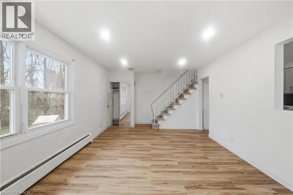 76 BORDEN Parkway Unit# 10 — photo 4 of 25
