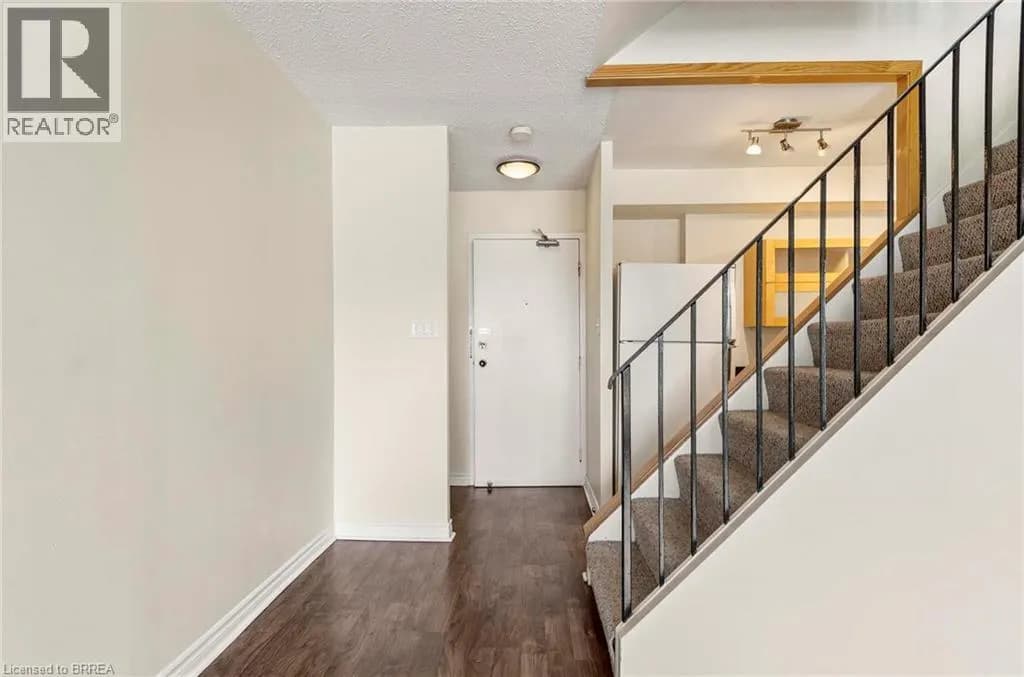 36 HAYHURST Road Unit# 301 — photo 5 of 40