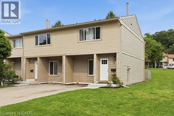 15 GREEN VALLEY Drive Unit# 41 — photo 4 of 36