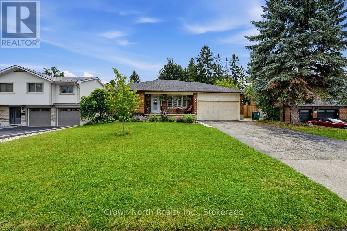 127 CARSON DRIVE — photo 2 of 50