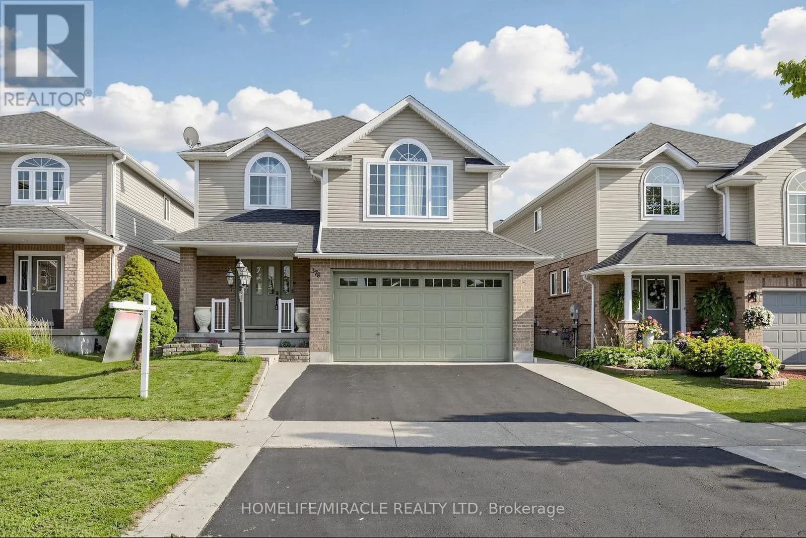 378 MOUNTAIN LAUREL CRESCENT — photo 1 of 49