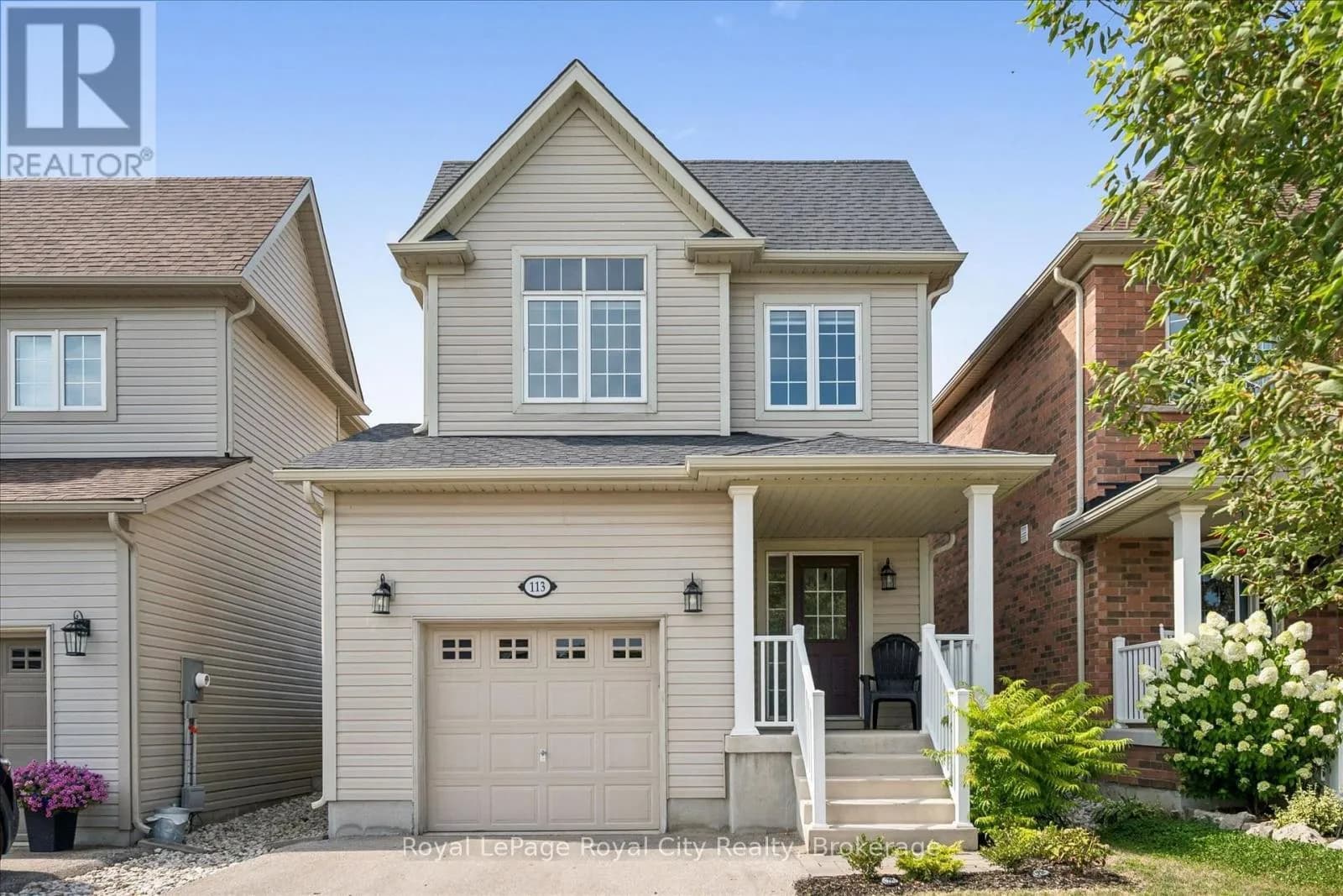 113 COURTNEY STREET — photo 3 of 40