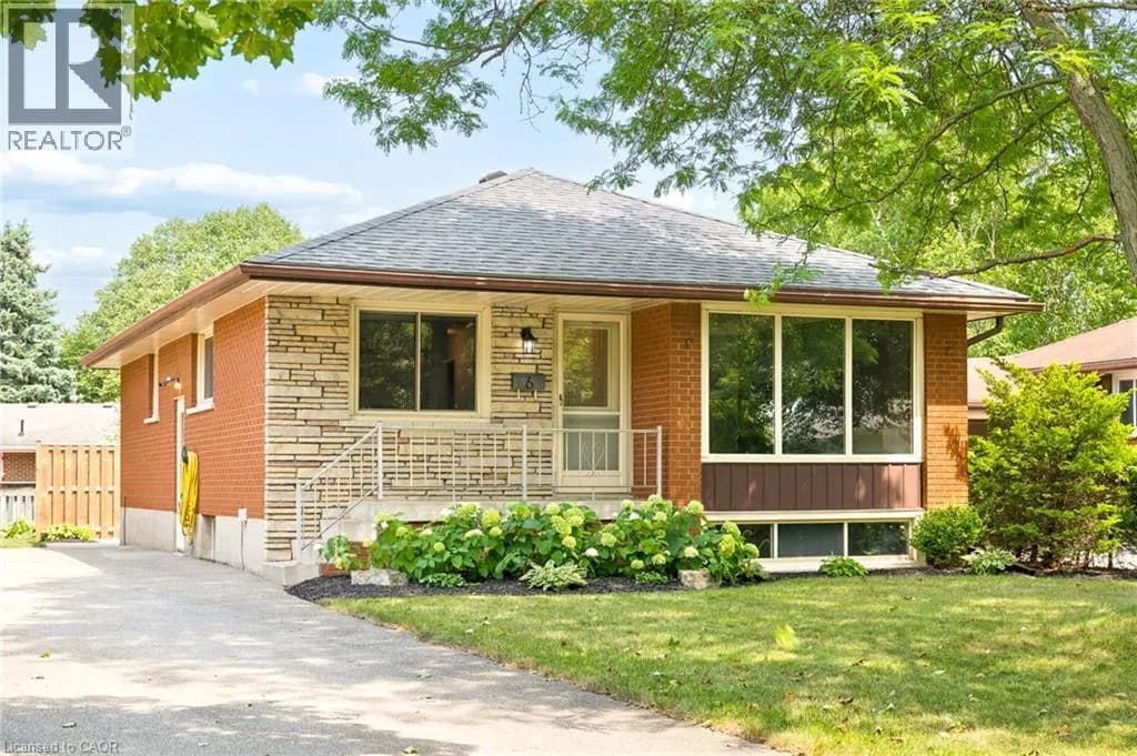 6 ROBROY Court — photo 2 of 50