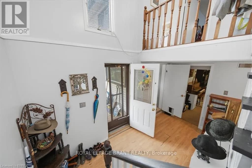 367 NELSON STREET — photo 5 of 34