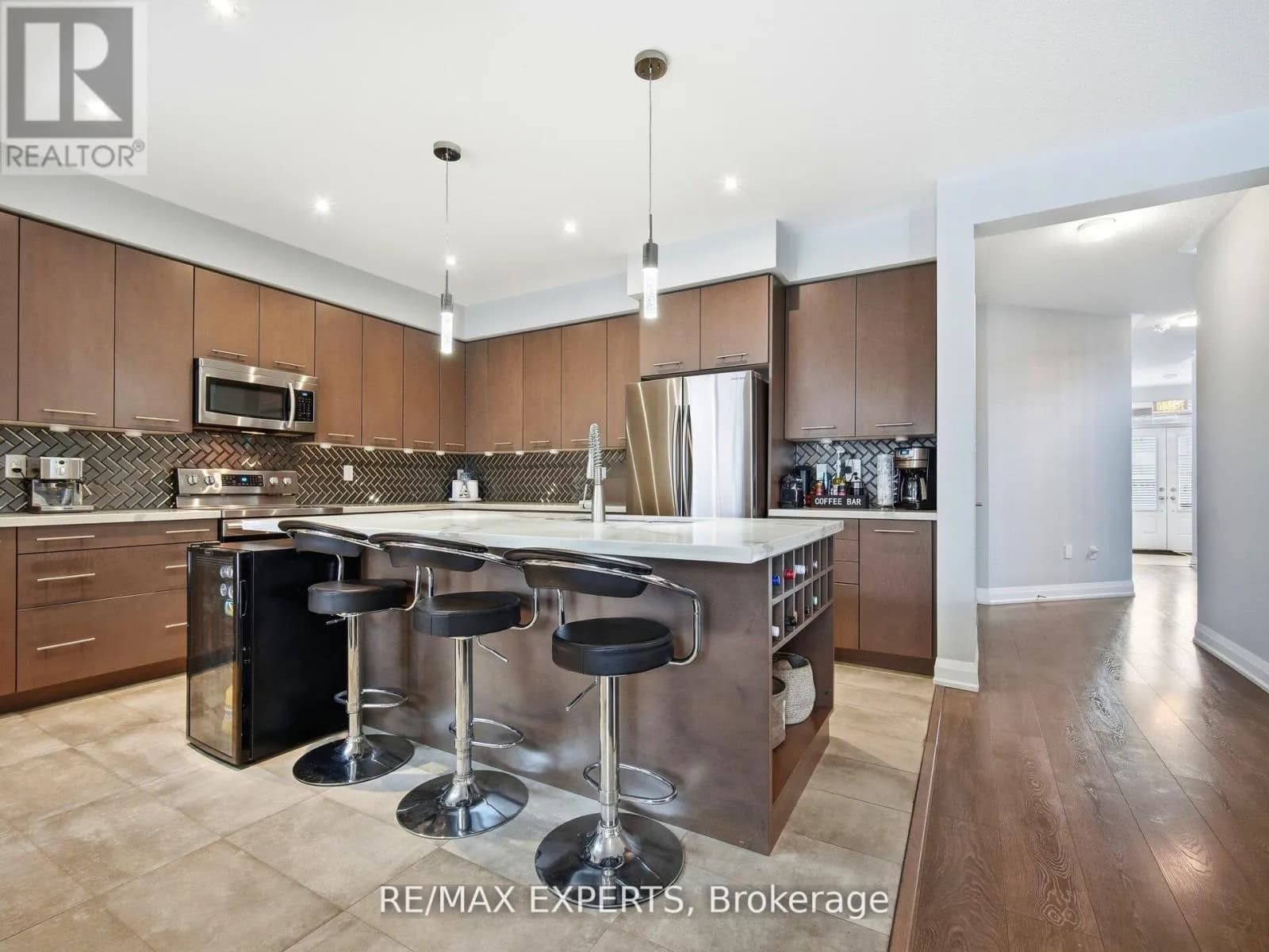 120 FARLEY ROAD — photo 4 of 47