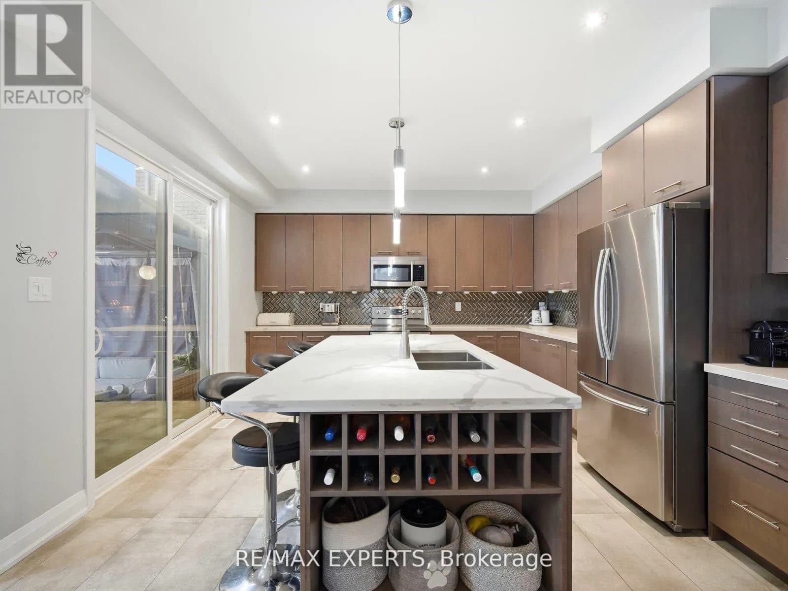 120 FARLEY ROAD — photo 5 of 47