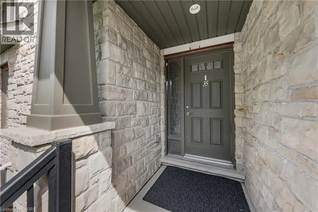 635 SAGINAW Parkway Unit# 35 — photo 3 of 47