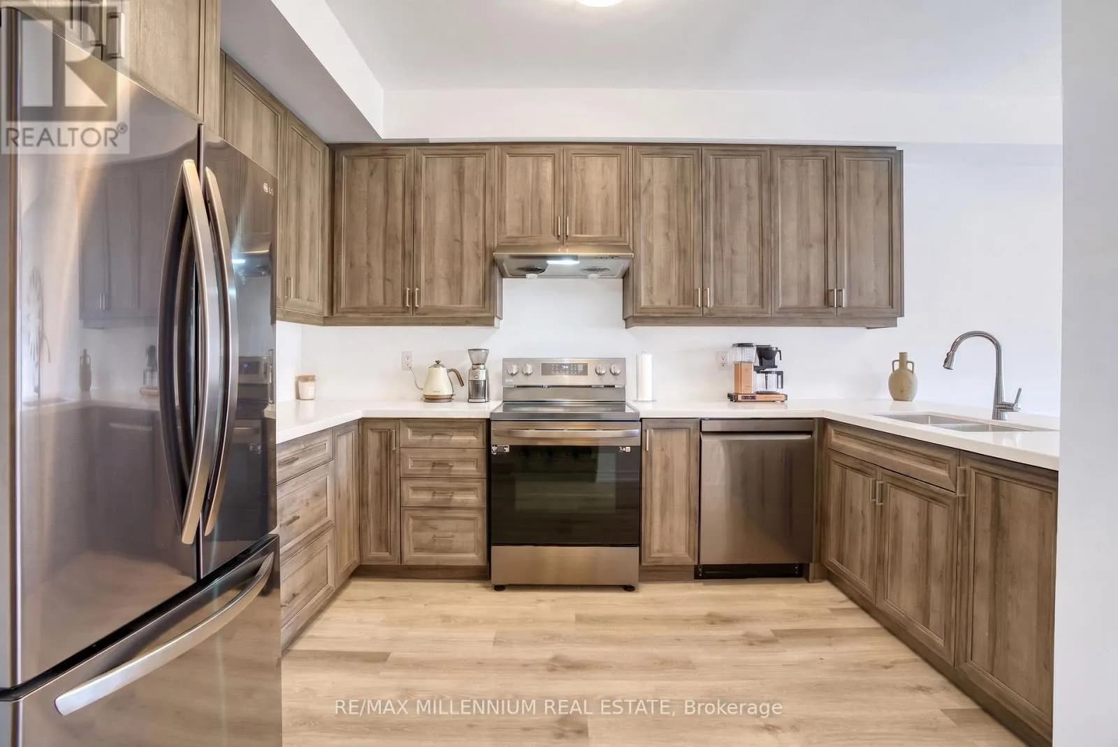119 - 461 BLACKBURN DRIVE — photo 5 of 10