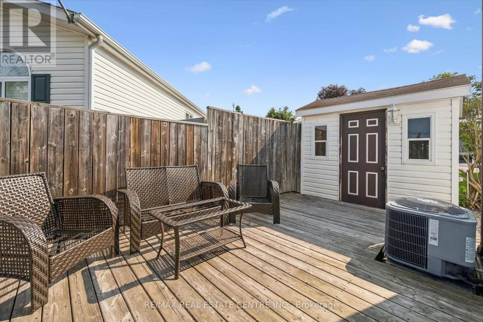 21 TRILLIUM BEACH DRIVE — photo 4 of 28