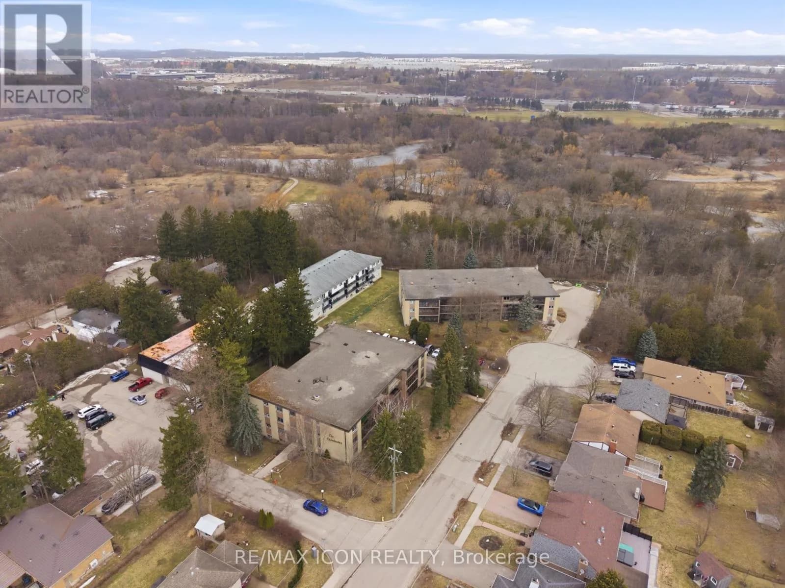 206 - 944 CALEDONIAN VIEW — photo 5 of 21