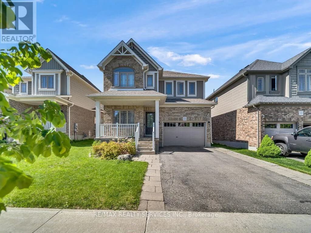 9 FITZGERALD STREET — photo 3 of 29