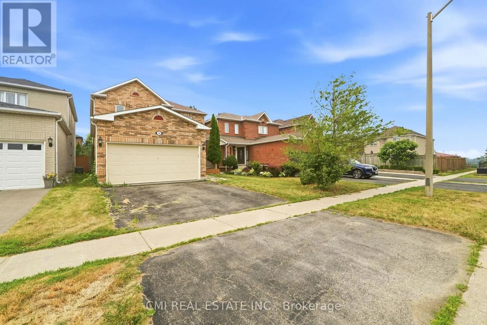 366 MARSHALL CRESCENT — photo 4 of 41