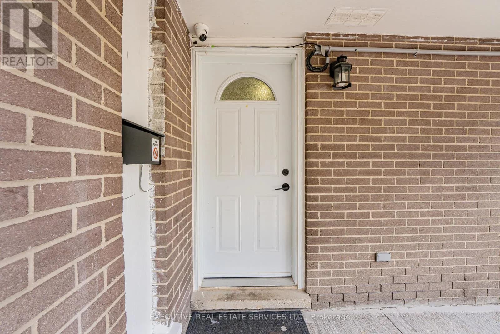 77 OVERLEA DRIVE — photo 5 of 44
