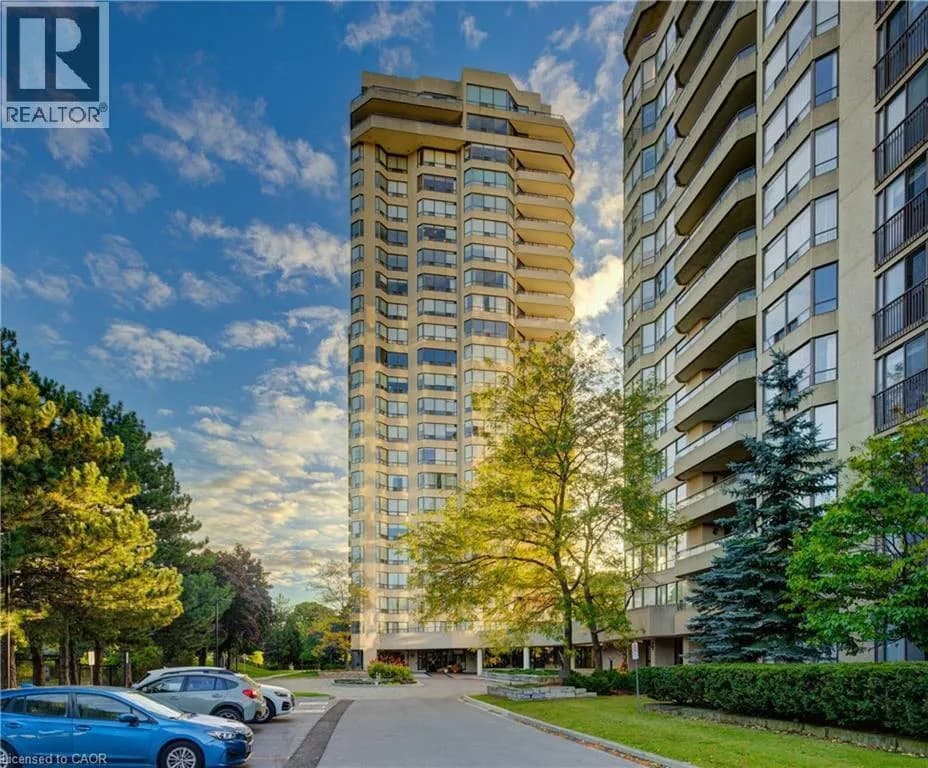 6 WILLOW Street Unit# 1503 — photo 4 of 46