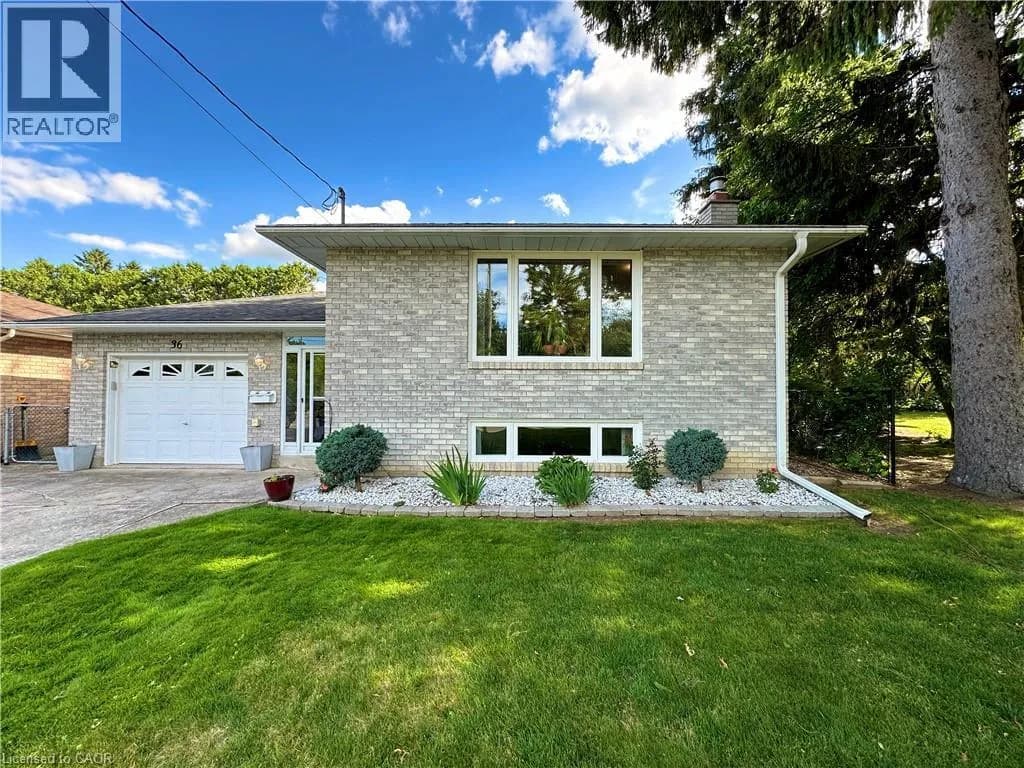 36 OAKHILL Drive — photo 3 of 50