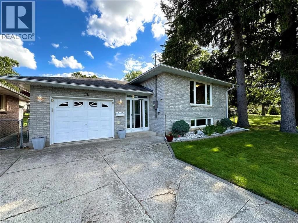 36 OAKHILL Drive — photo 4 of 50