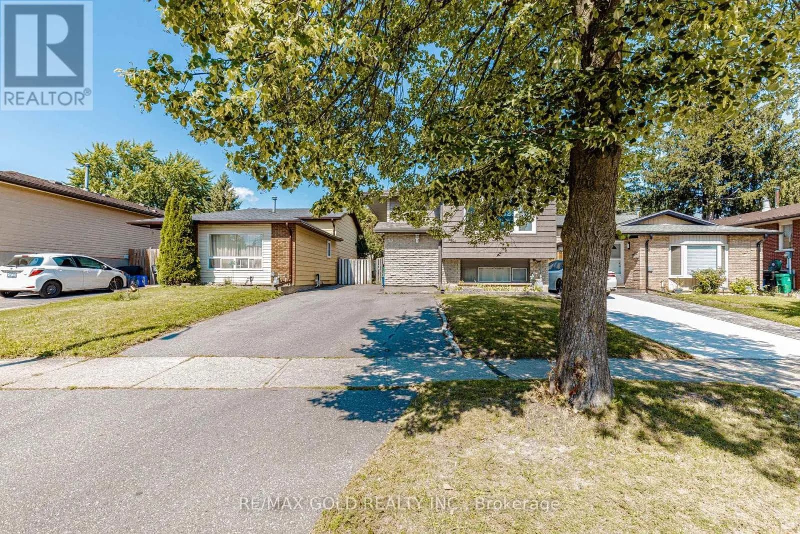 58 HOMESTEAD PLACE — photo 1 of 50