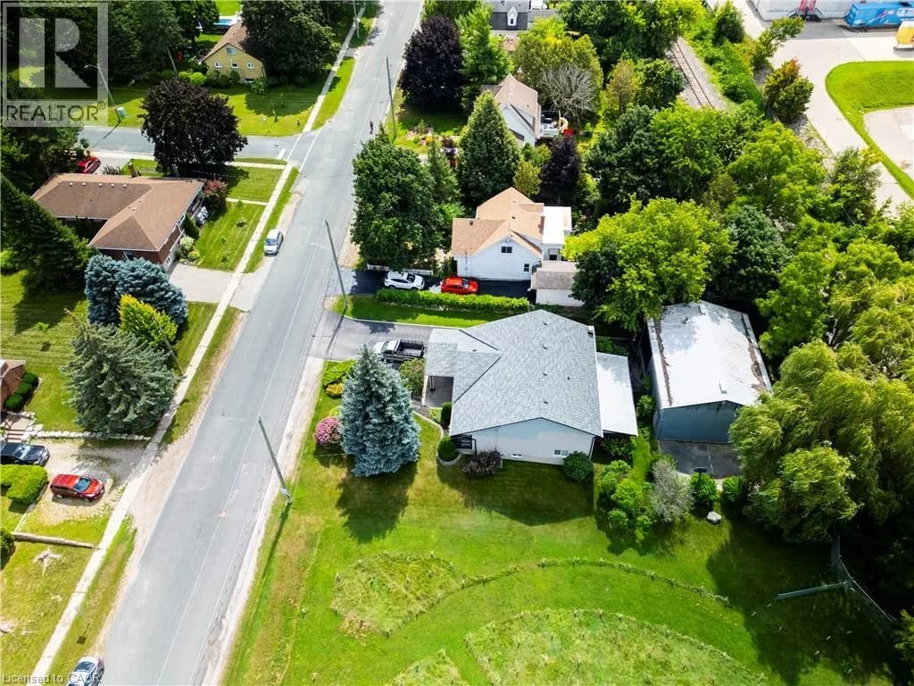 108 QUEENSWAY Drive — photo 3 of 50