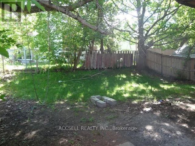 28 HARCOURT CRESCENT — photo 2 of 11