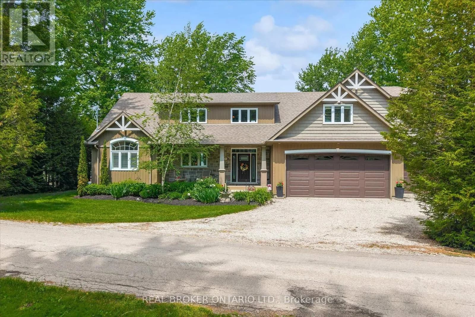 40 THIRD LINE ROAD — photo 4 of 50