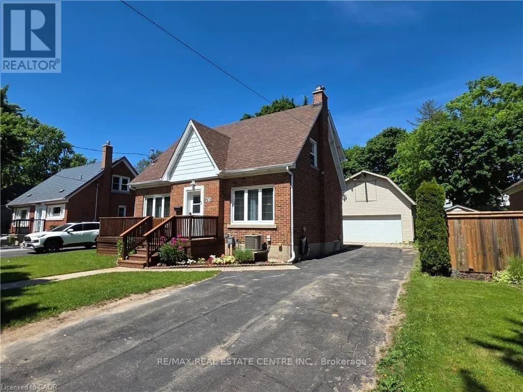 76 BRENTWOOD AVENUE — photo 2 of 38