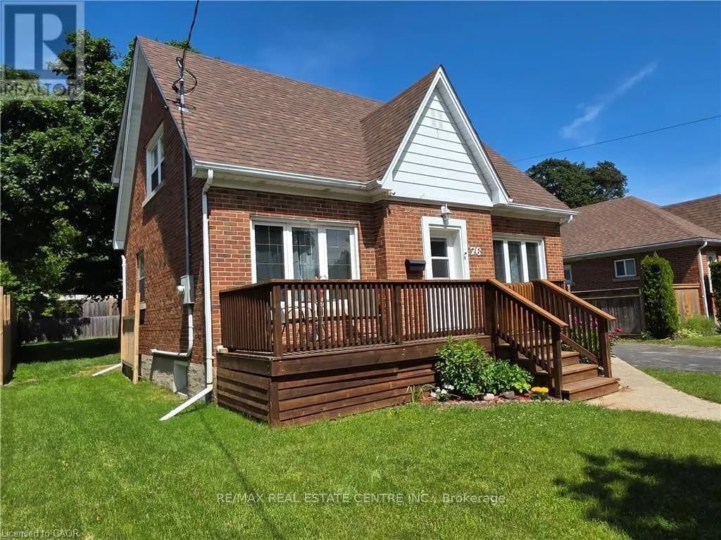 76 BRENTWOOD AVENUE — photo 3 of 38
