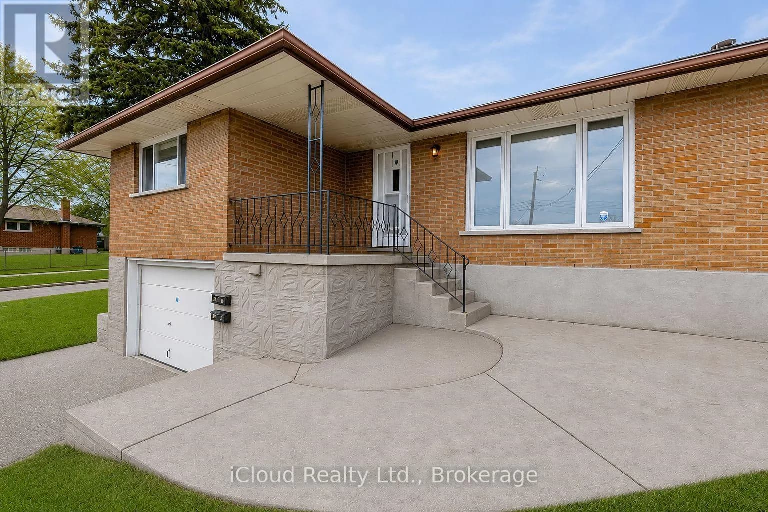 28 HOFFMAN STREET — photo 2 of 46