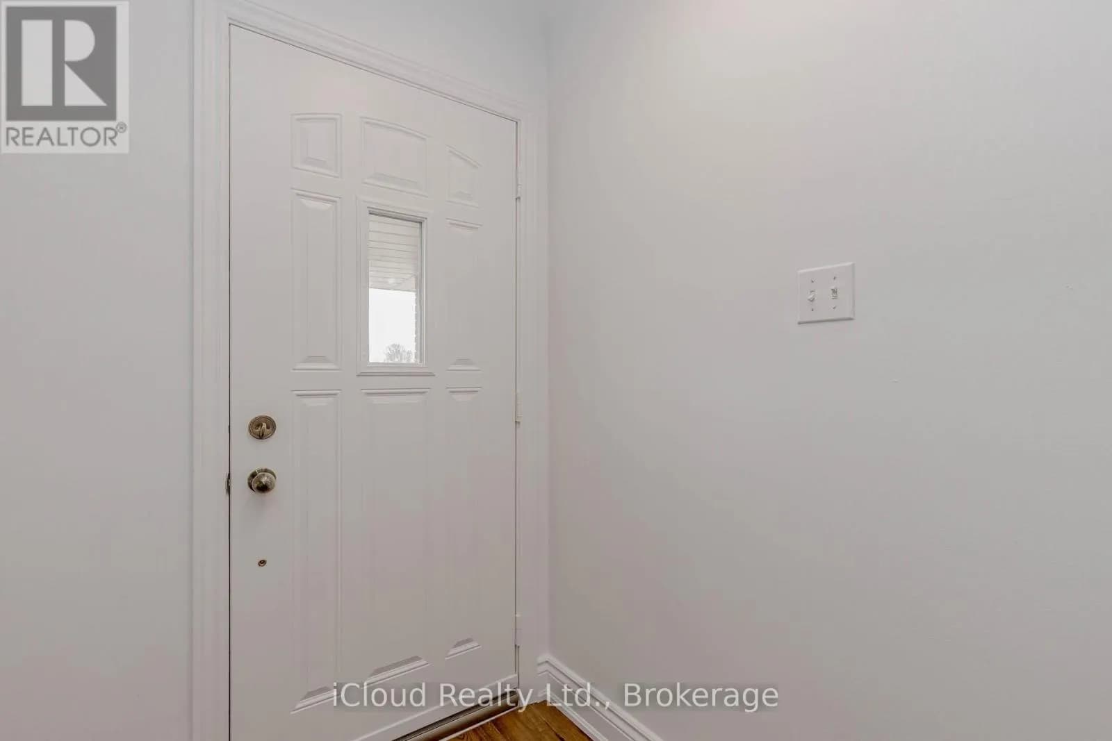 28 HOFFMAN STREET — photo 5 of 46