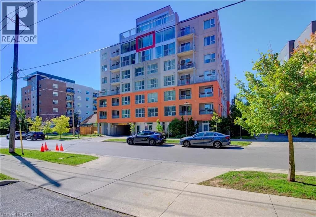 321 SPRUCE Street Unit# 102 — photo 3 of 27