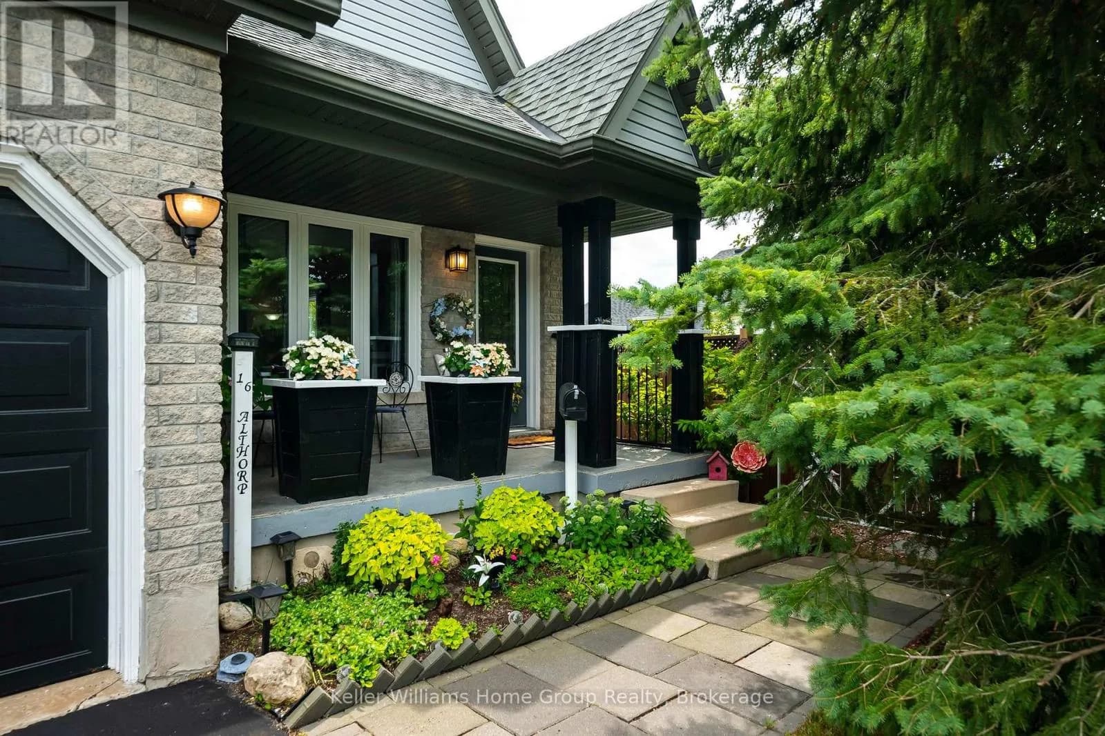 16 ALTHORP DRIVE — photo 4 of 48