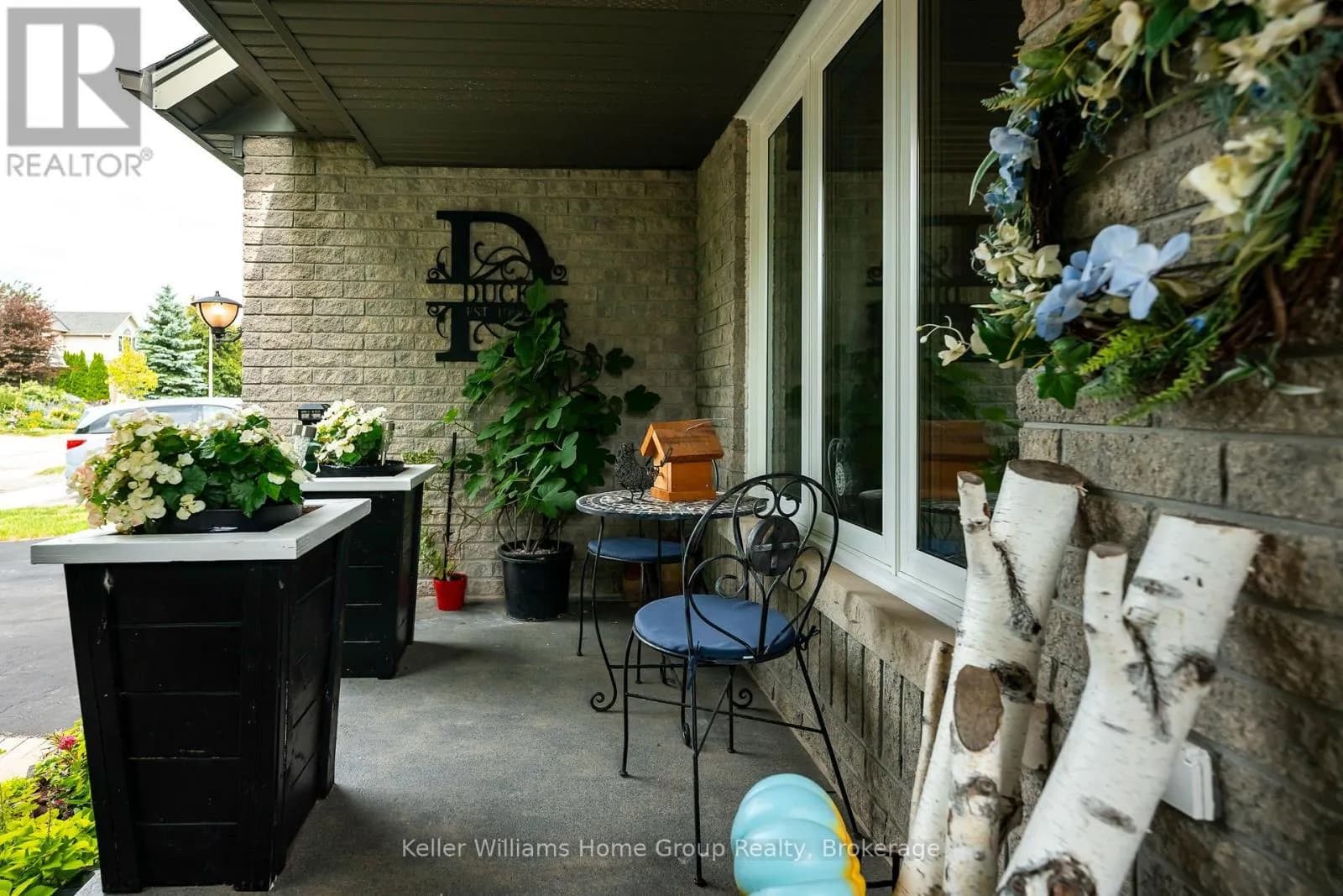 16 ALTHORP DRIVE — photo 5 of 48