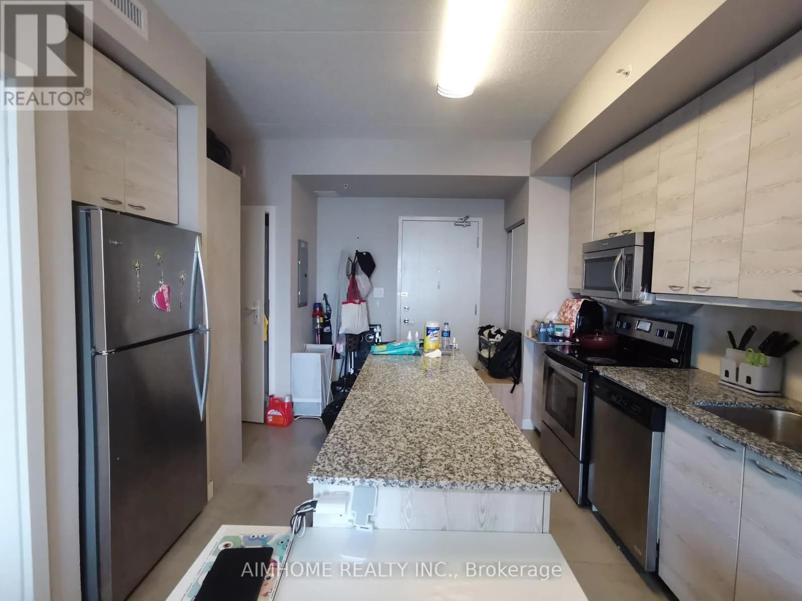 614 - 280 LESTER STREET E — photo 2 of 9