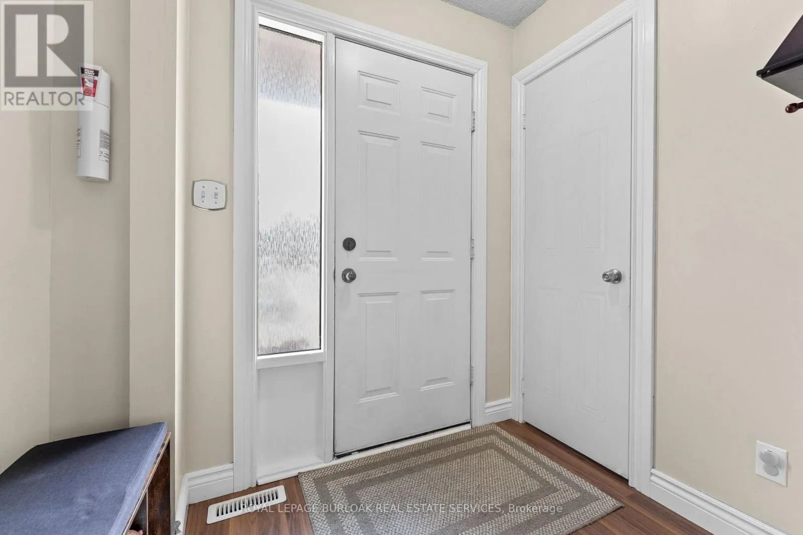 12 - 465 BEECHWOOD PLACE — photo 5 of 49