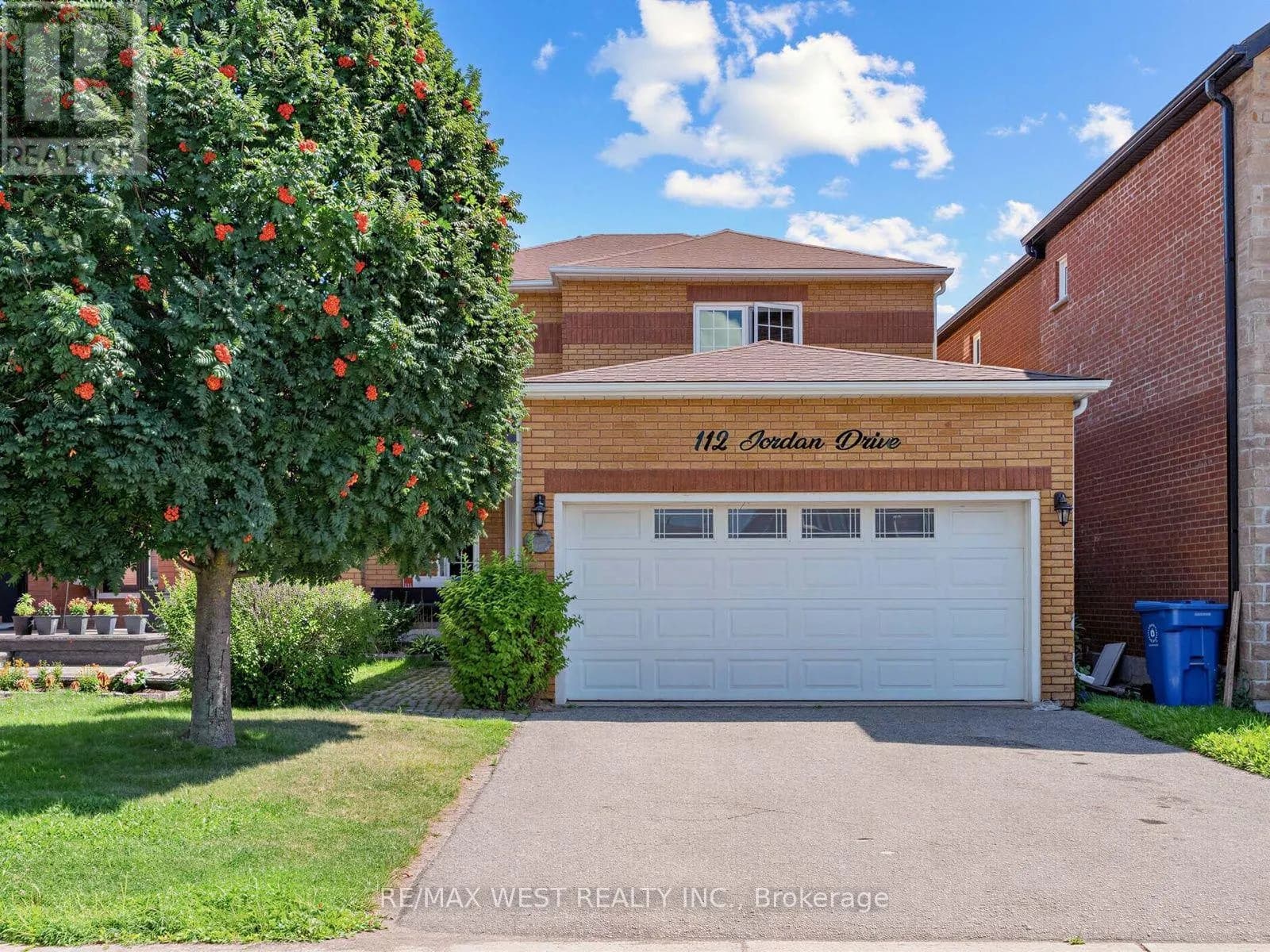 112 JORDAN DRIVE — photo 1 of 39