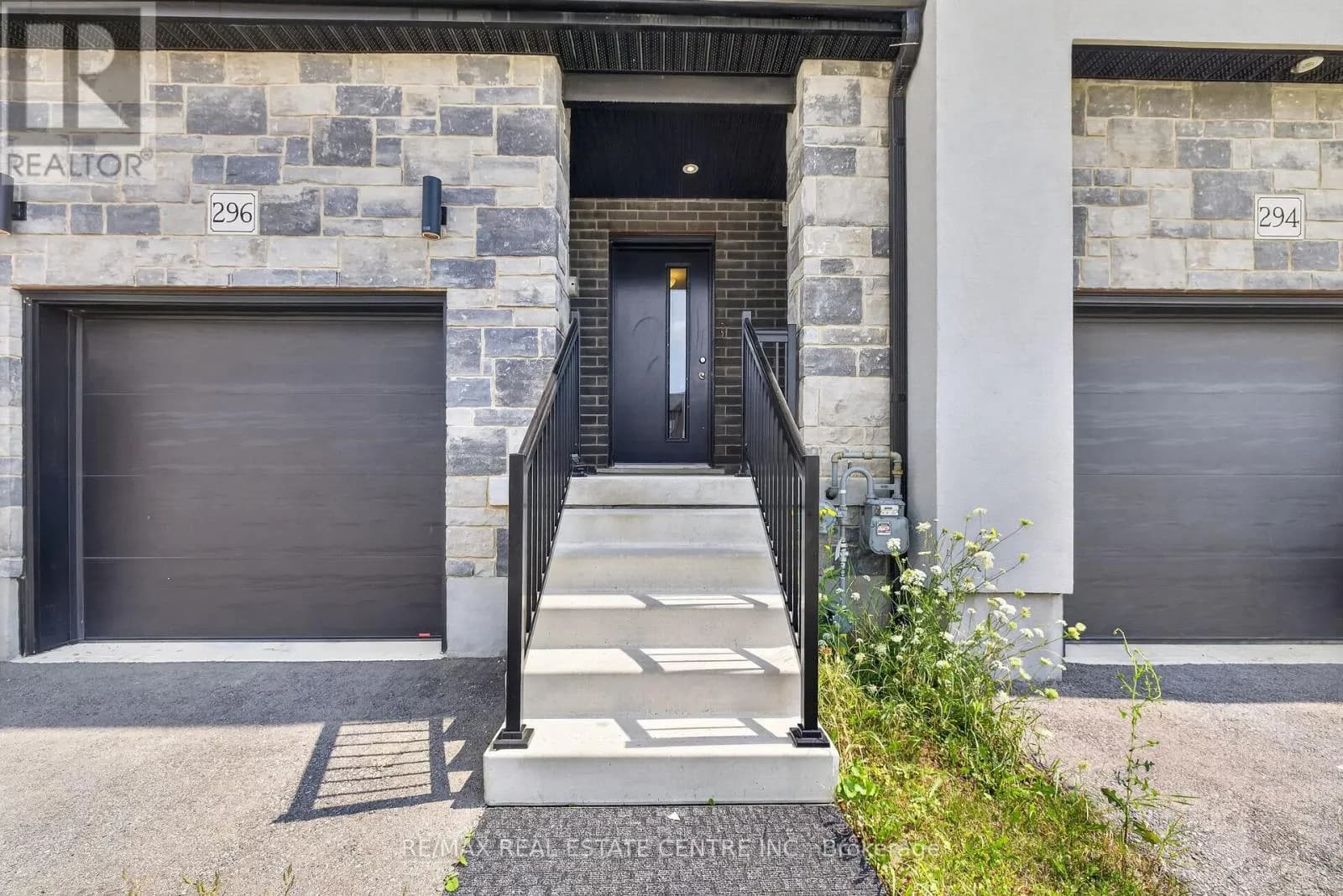 296 BRADSHAW DRIVE — photo 2 of 42
