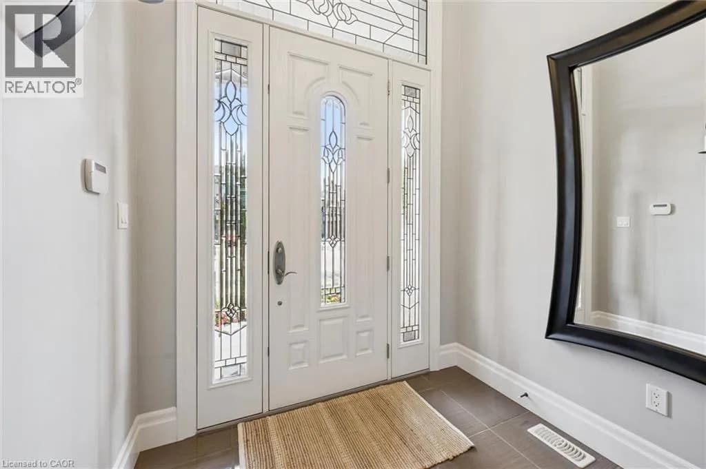 111 OAK PARK Drive — photo 3 of 45