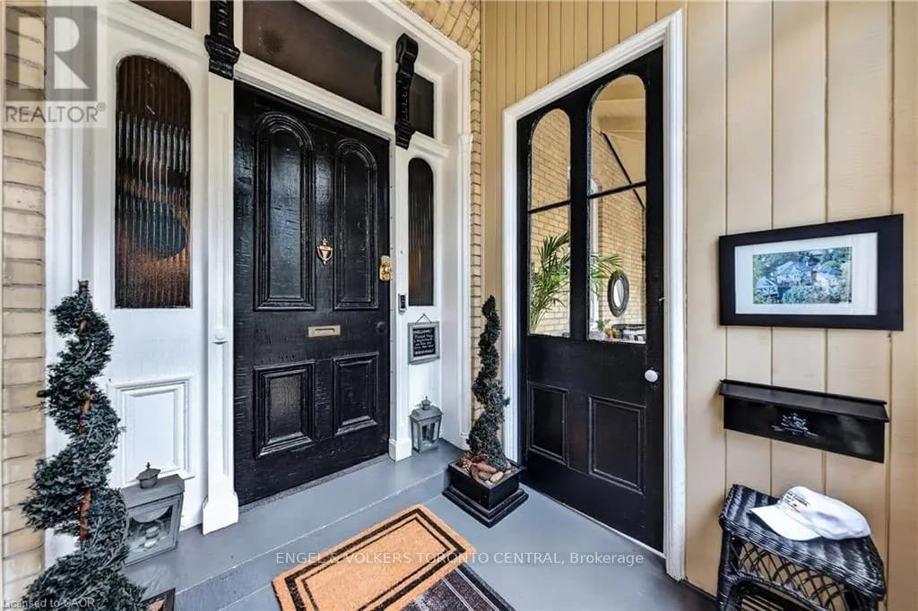 100 BRUNSWICK STREET — photo 4 of 50