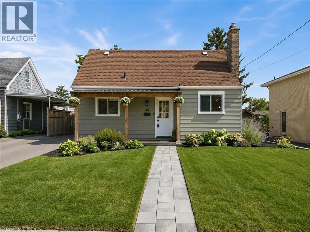 33 WOOD Street — photo 1 of 34