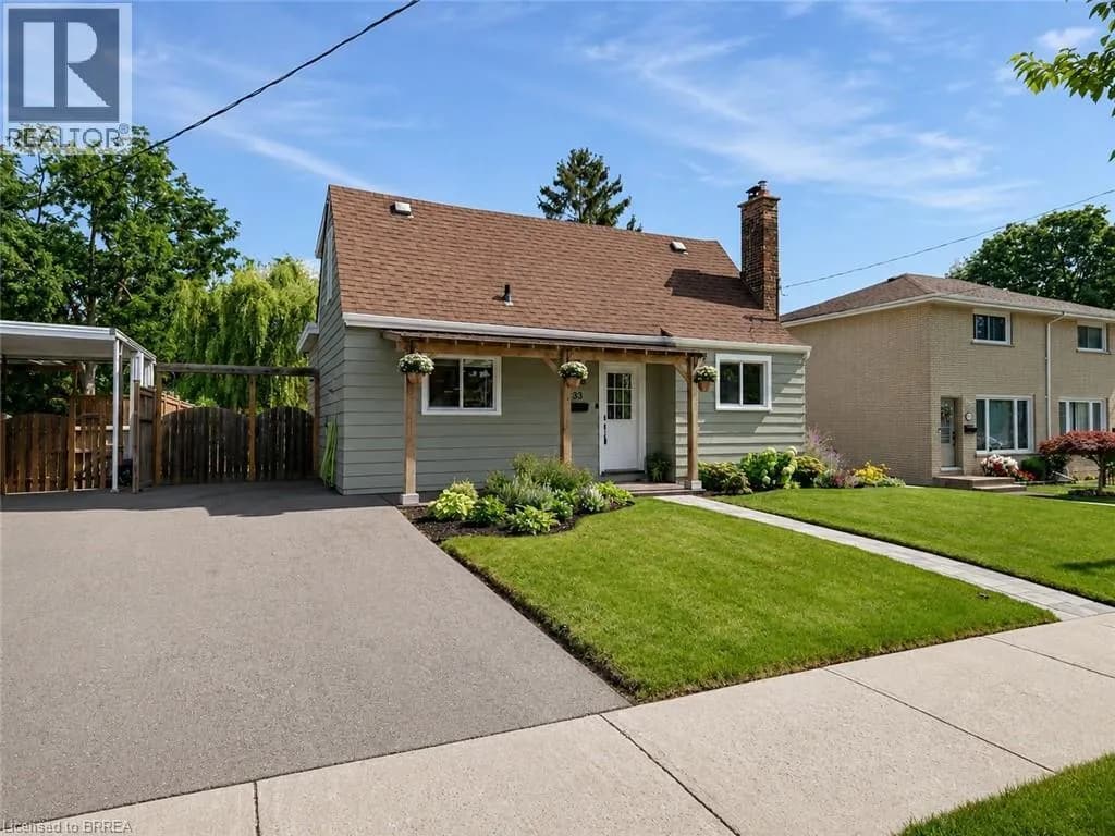 33 WOOD Street — photo 2 of 34