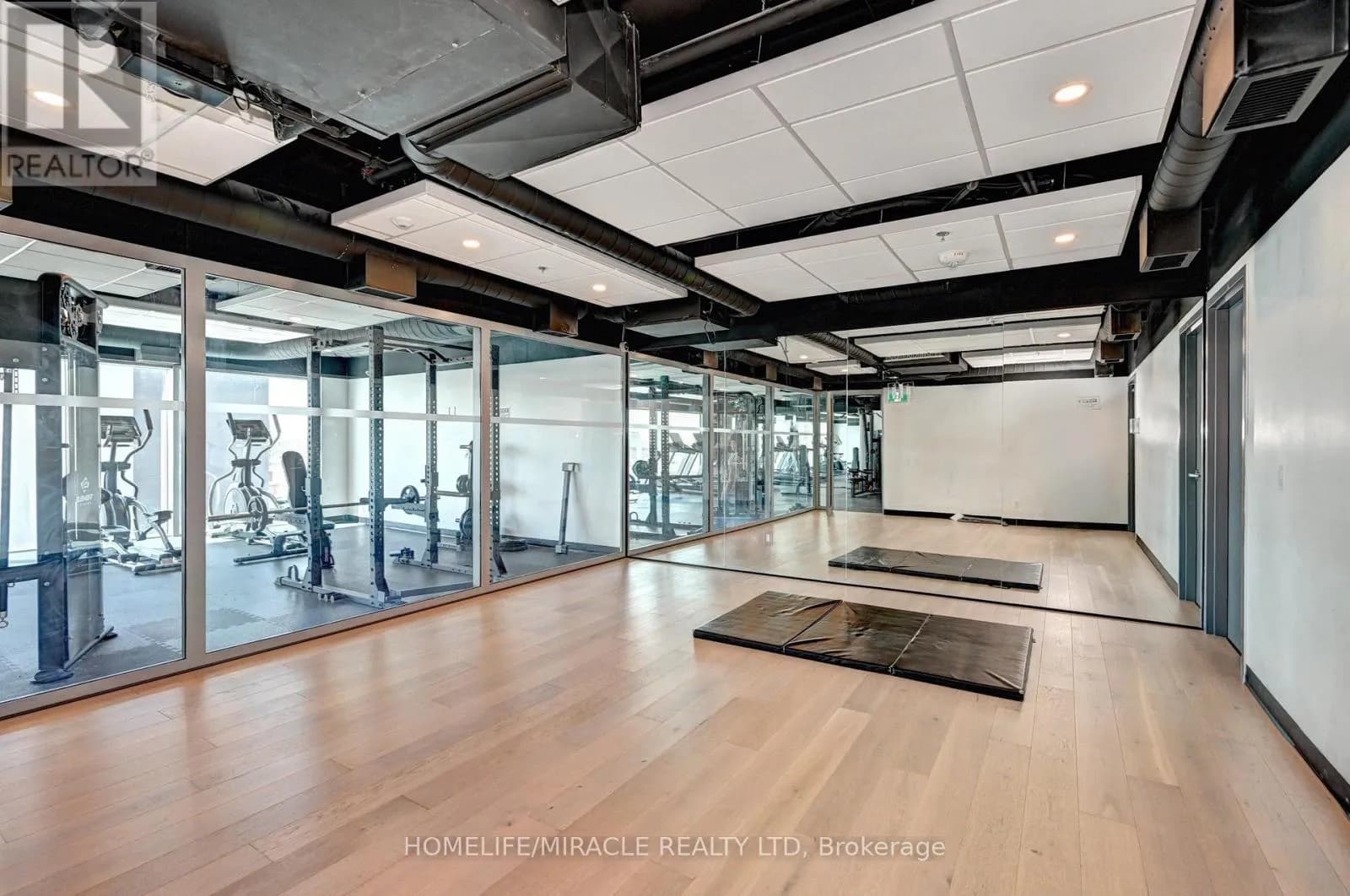 1213 - 60 FREDERICK STREET — photo 4 of 20
