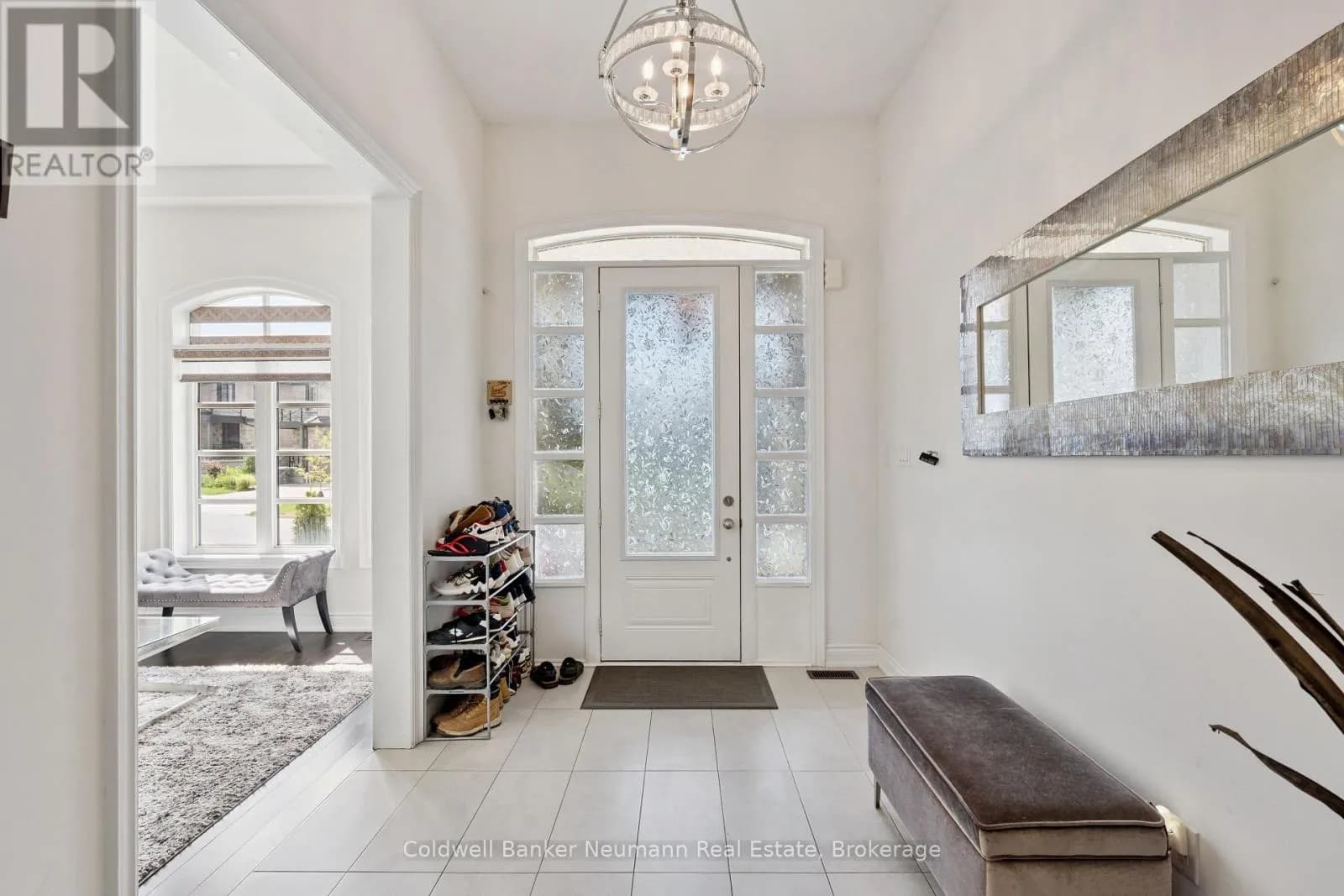 216 FOREST CREEK DRIVE — photo 3 of 50
