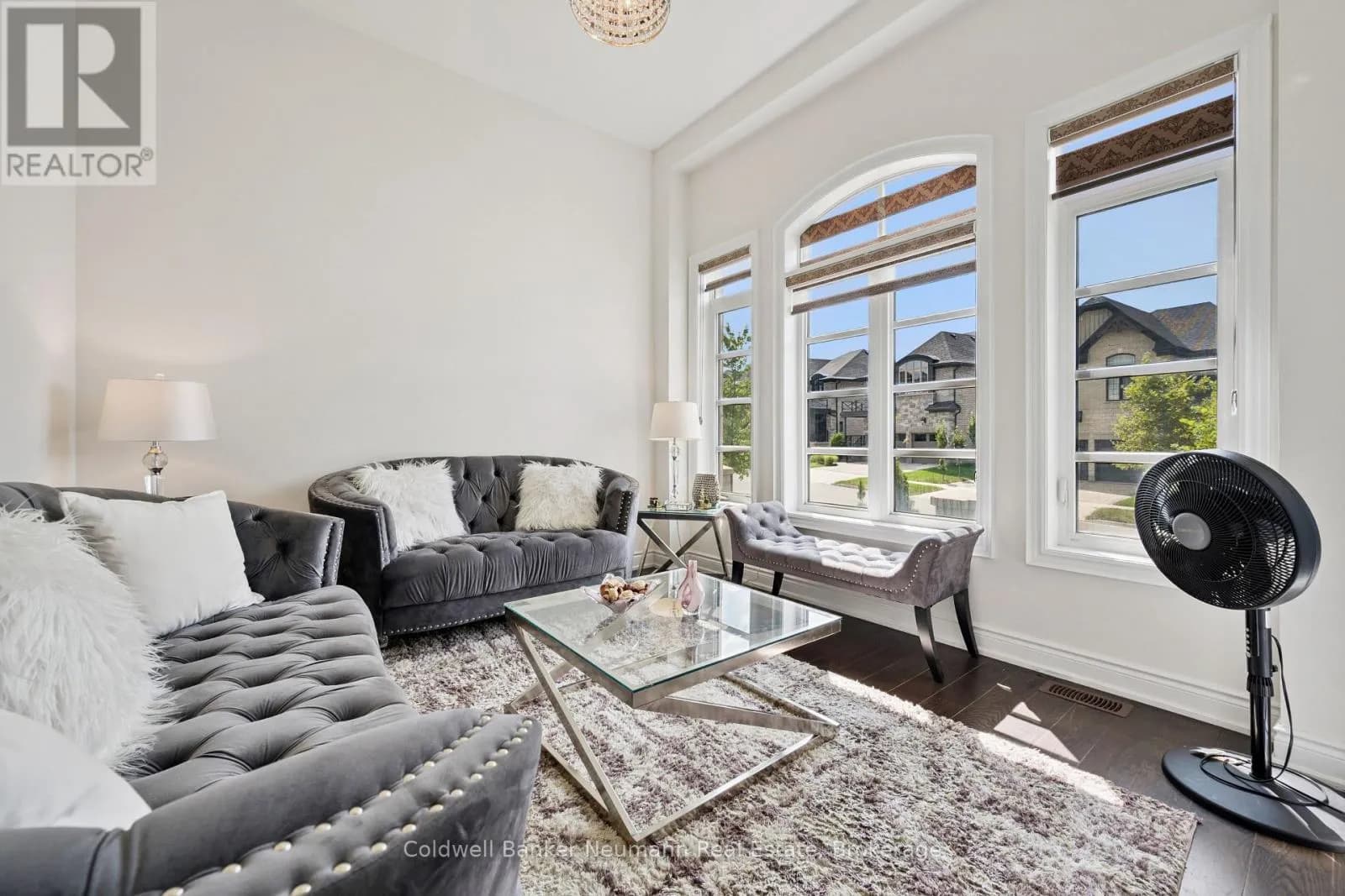 216 FOREST CREEK DRIVE — photo 4 of 50