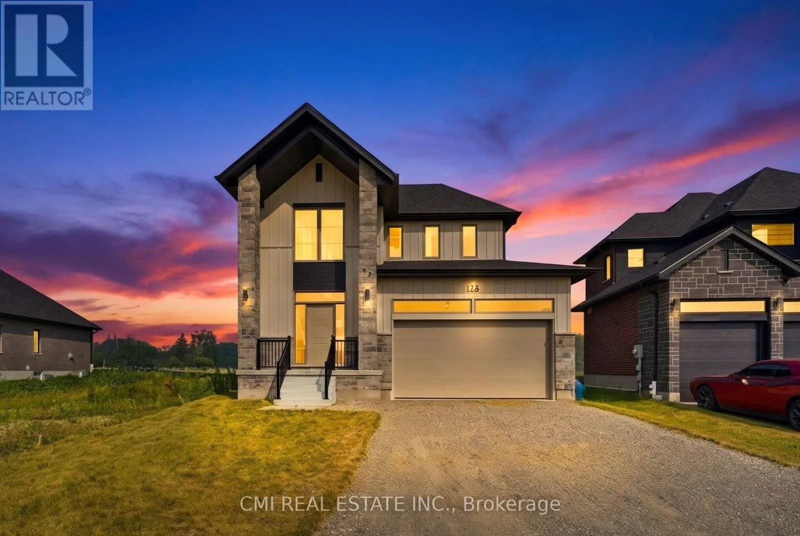 128 DEMPSEY DRIVE — photo 1 of 42