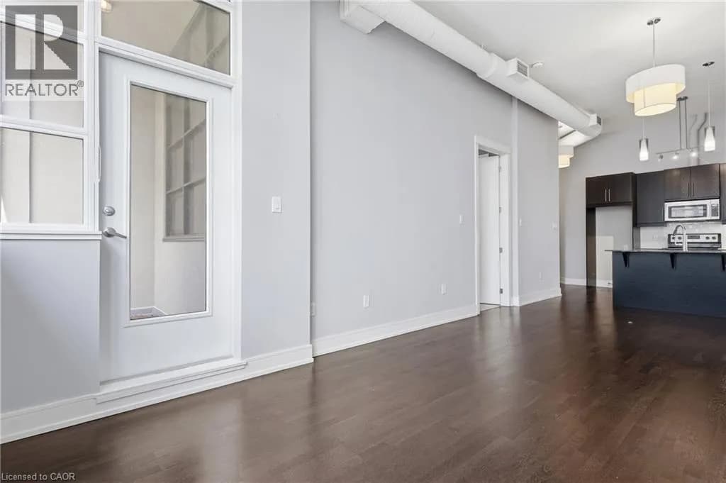112 BENTON Street Unit# 417 — photo 5 of 38